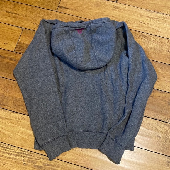 TNA ARITZIA Heather Gray Hoodie with Pink Embroidery - Picture 4 of 4